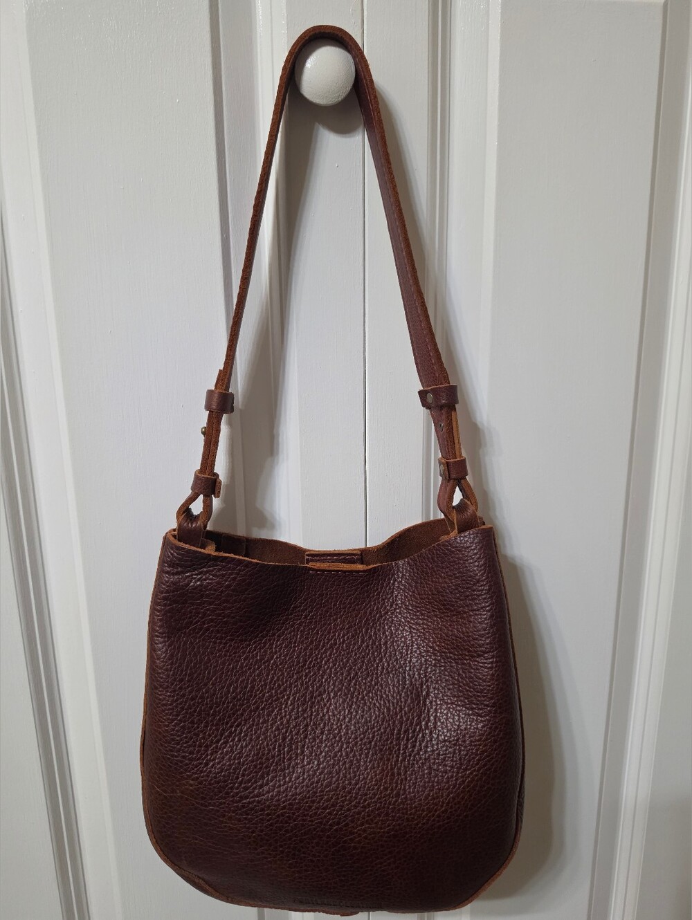 Portland Leather Olivia Shoulder Bag/Color: Nutmeg In Pebble Leather